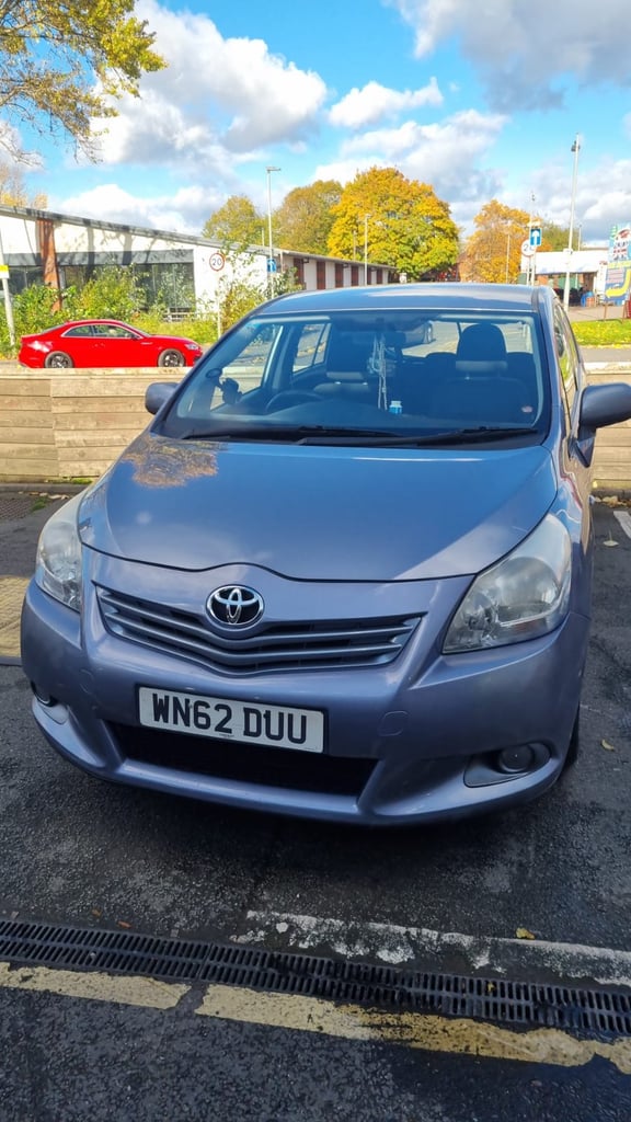 Toyota verso 2012 (62) 7 seater - Quick Sale 