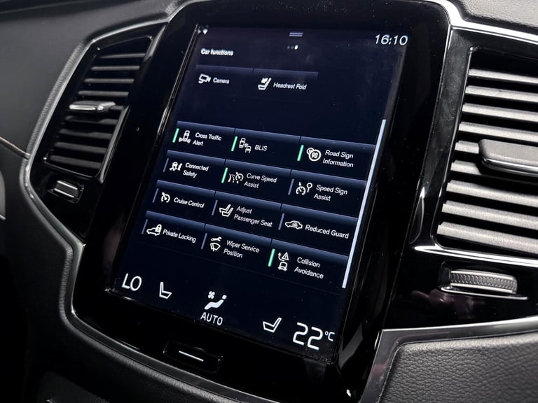 2022 Volvo XC90 2.0h T8 Recharge 18.8kWh R-Design SUV 5dr Petrol Plug-in Hybrid Auto 4WD Eu ESTAT...