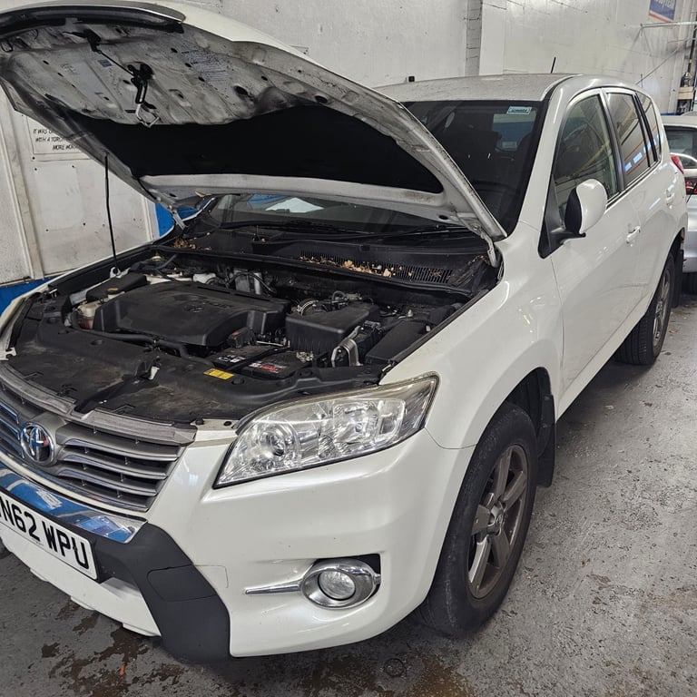image for Toyota, RAV 4, Estate, 2012, Manual, 2231 (cc), 5 doors