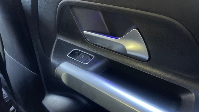 2022 Mercedes-Benz GLB GLB 200 AMG LINE EXECUTIV Estate Petrol Automatic