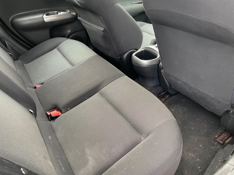 Nissan, JUKE, Hatchback, 2012, Manual, 1598 (cc), 5 doors