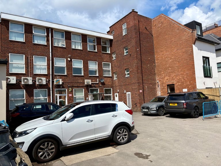 One Person Office To Let - £275pcm - All Bills Included.