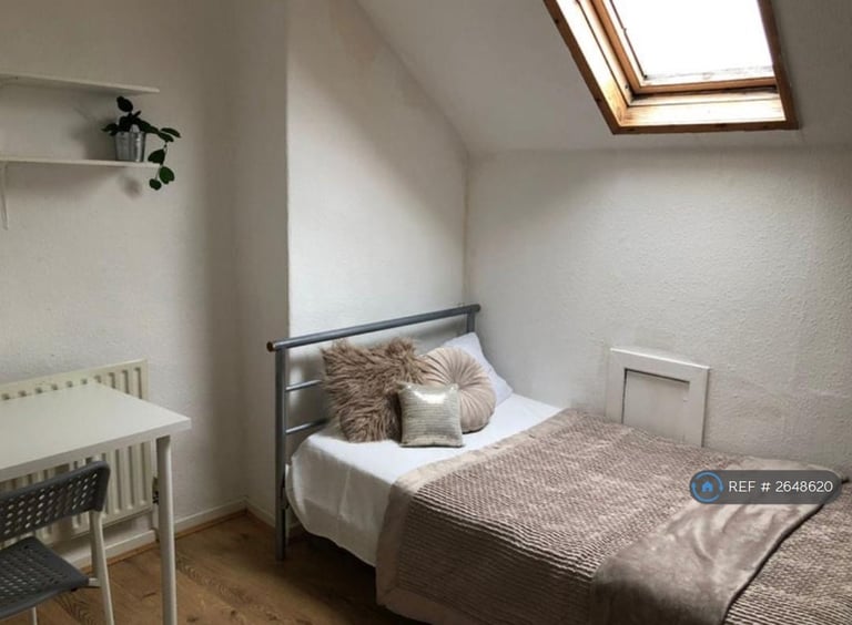 1 bedroom in Netherland, Sheffield, S10 (#2648620)