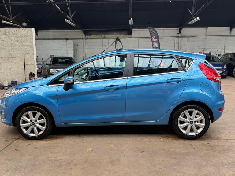 2010 Ford Fiesta Zetec Hatchback Manual