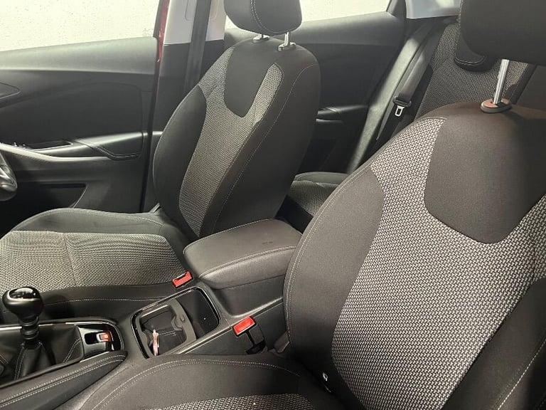 2019 Vauxhall Grandland X 1.2 Turbo Gpf Se Suv 5dr Petrol Manual Euro 6 (s/s) (130 Ps) HATCHBACK ...