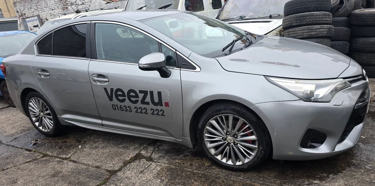 Leather seats for toyota avensis 2017