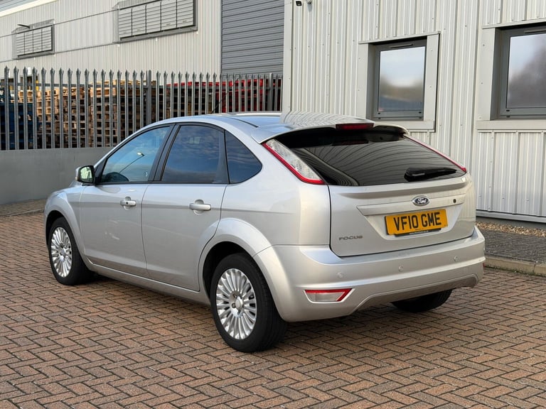2010 Ford Focus 1.6 Titanium 5dr Auto HATCHBACK PETROL Automatic