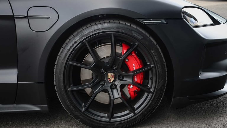 2025 Porsche Taycan GTS Sport Turismo Estate Electric Automatic