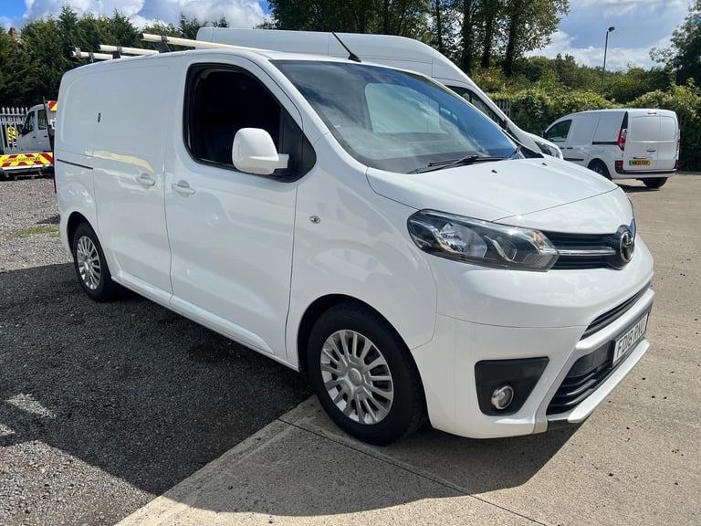 Toyota Proace Compact 1.6 TD 95ps comfort Van 2018/18 Registration 