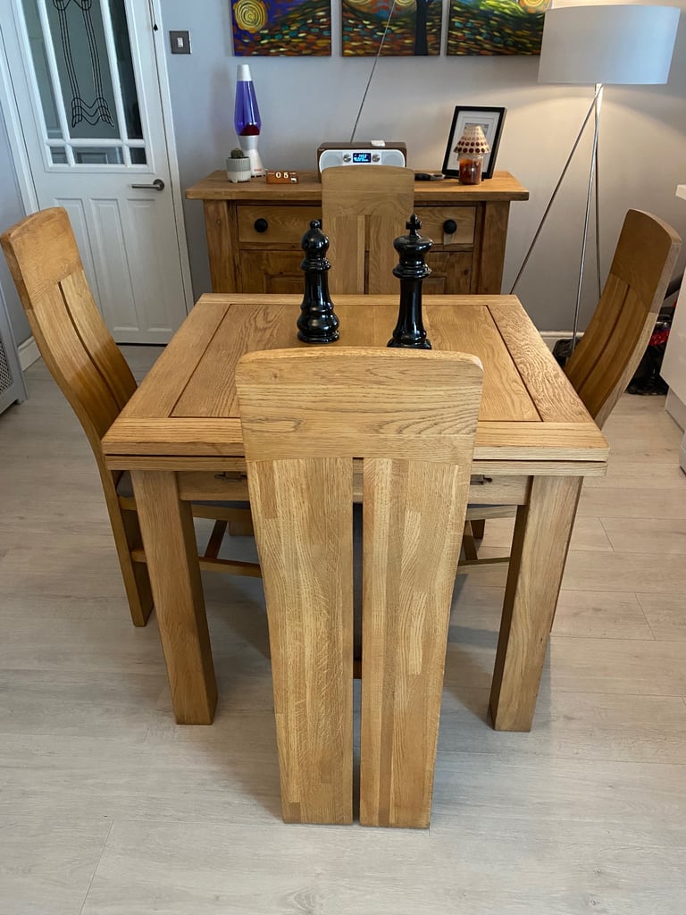 image for Oak extending dining table & 4 oak dining chairs 