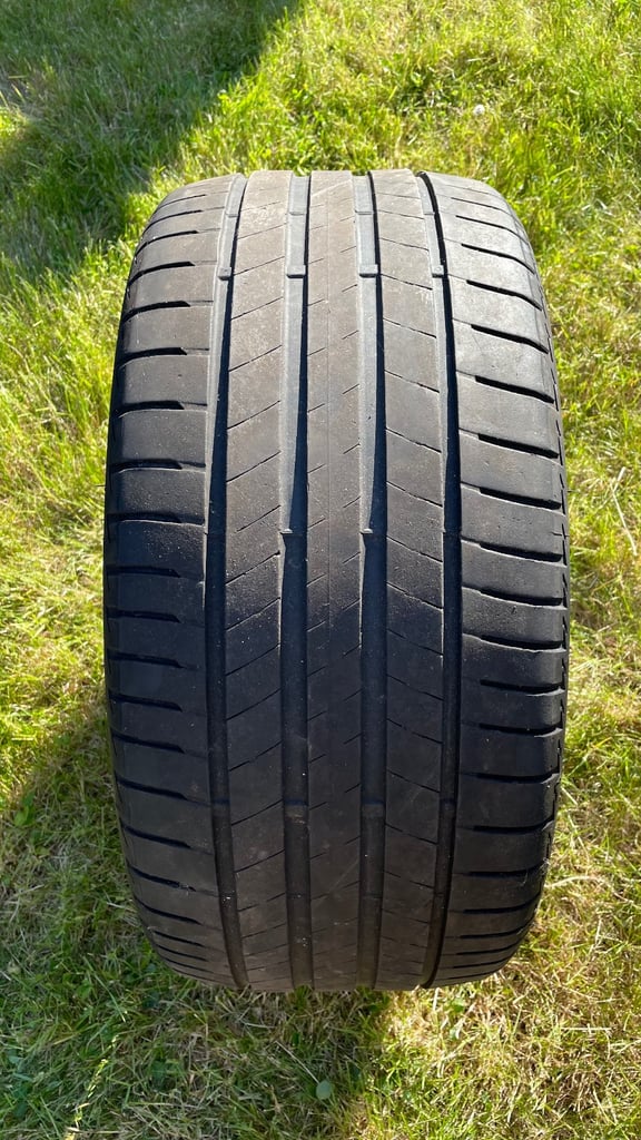 image for Bridgestone Turanza 255/35Z R21 (98Y) AO