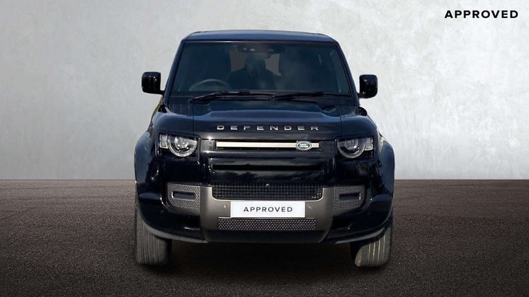 2025 Land Rover Defender 3.0 D250 X-Dynamic SE 90 3dr Auto ESTATE DIESEL Automatic