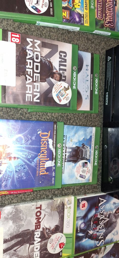 Xbox one with controller and games