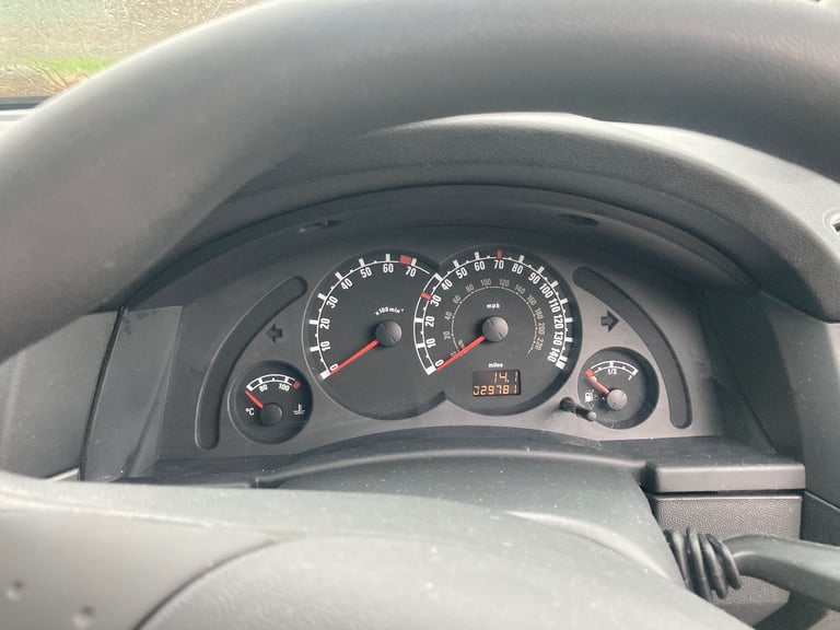 2009 VAUXHALL MERIVA 1.6 PETROL VERY LOW MILES 