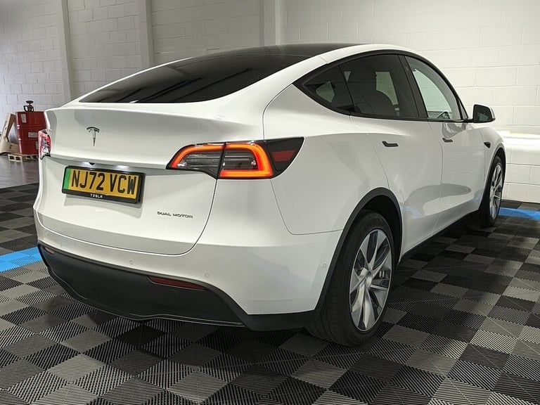 2022 Tesla Model Y Long Range AWD 5dr Auto MPV ELECTRIC Automatic
