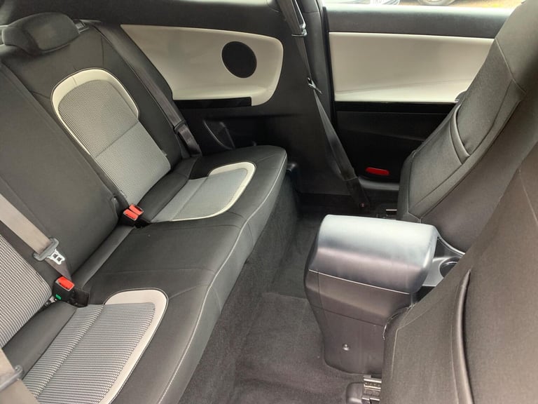 2016 Kia Pro Ceed 1.6 CRDi SE EcoDynamics 3dr HATCHBACK DIESEL Manual