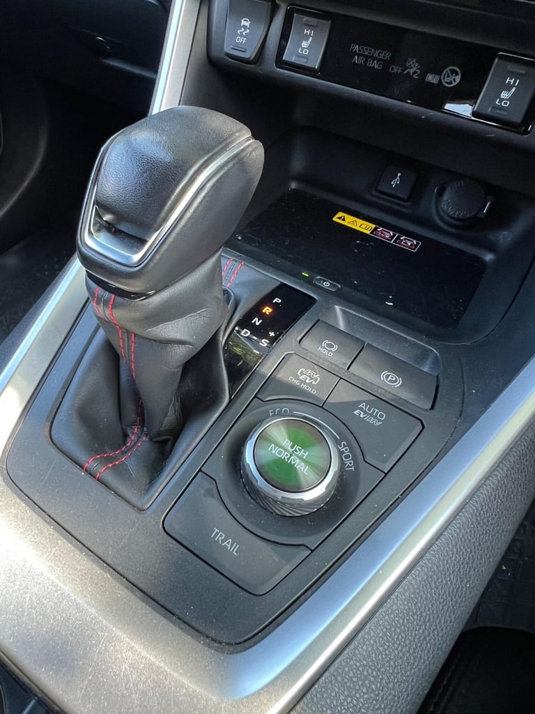 2022 Toyota RAV4 2.5 VVT-h 18.1 kWh Dynamic CVT 4WD Euro 6 (s/s) 5dr ESTATE Petrol/Electric Hybri...