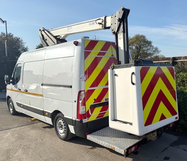 2020 RENAULT MASTER 35 KLUBB ACCESS PLATFORM EURO6 3.5T CAR LICENSE 48,000 MILES