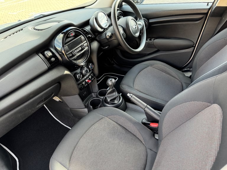 Mini, HATCHBACK, Hatchback, 2016, Manual, 1499 (cc), 5 doors