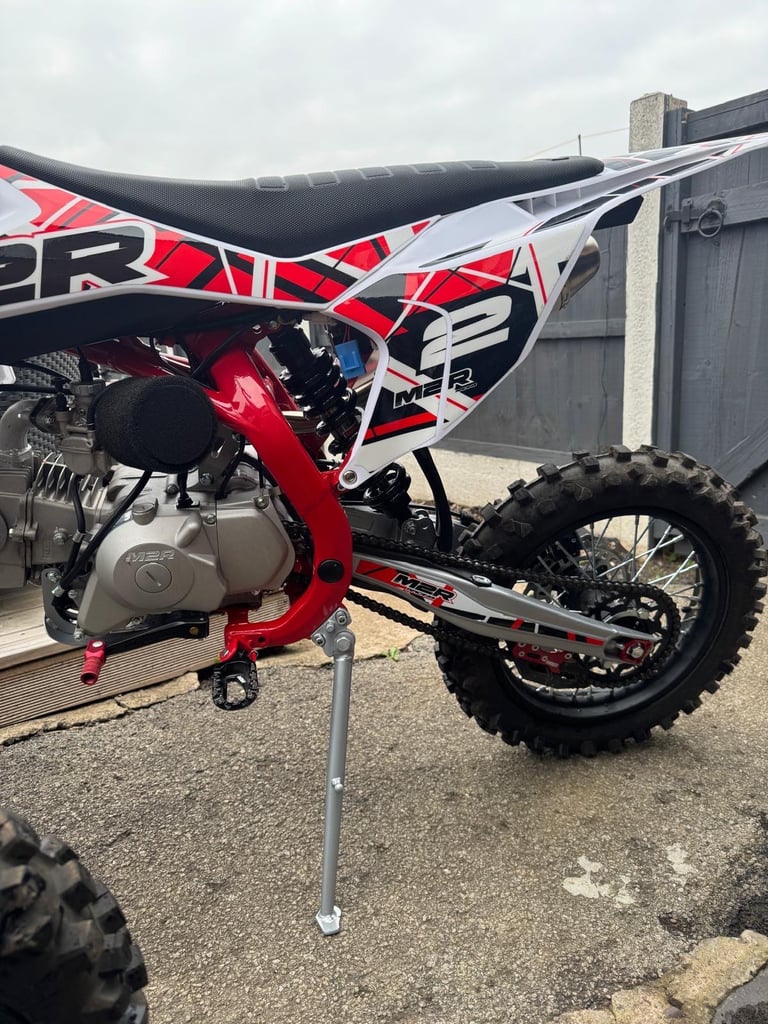 X2 M2r 140cc dirt bikes 