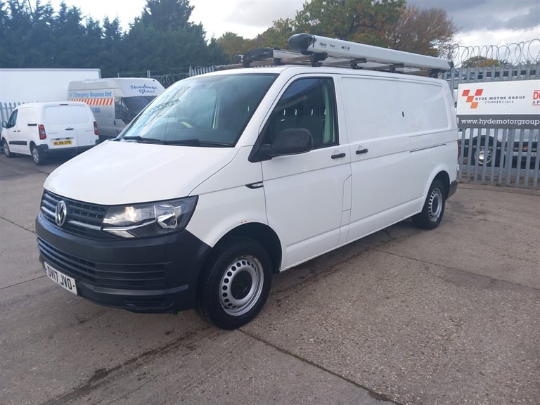 2017 Volkswagen Transporter T30 TDI P/V STARTLINE LWB AIR CON Ideal Camper Conversion / Inverter ...