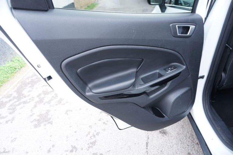 2018 Ford Ecosport 1.0T EcoBoost Titanium Euro 6 (s/s) 5dr HATCHBACK Petrol Manual