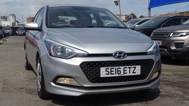 HYUNDAI I20 1.2 Blue Drive S Silver Manual Petrol 2016
