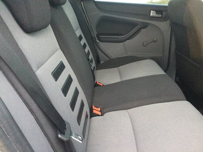 2008 Ford Focus 1.6 Zetec 5dr Auto ESTATE Petrol Automatic