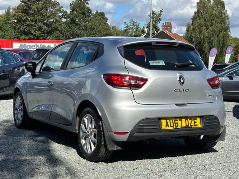 2017 Renault Clio 1.5 Play DCi 90 Diesel Manual 5 Door Hatchback Silver