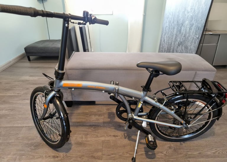 Raleigh Stowaway 20 Inch Folding Bike in Silver 