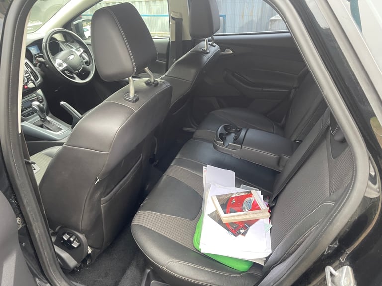Ford, FOCUS, Estate, 2012, Semi-Auto, 1997 (cc), 5 doors