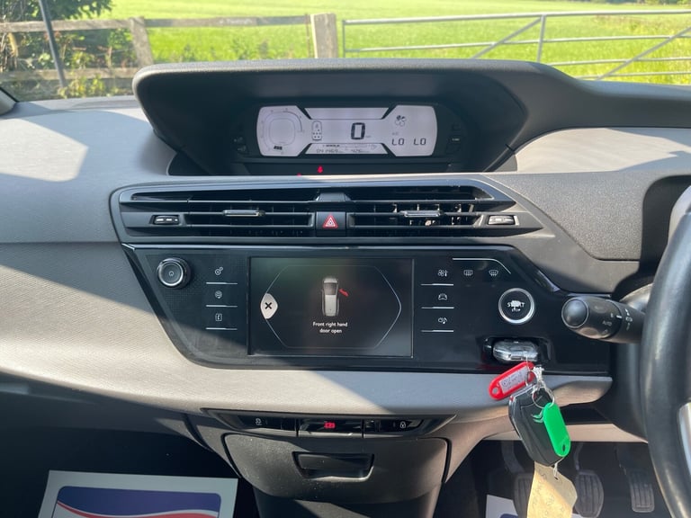 ULEZ COMPLIANT /// 2015 CITROEN GRAND PICASSO 1.6 BLUEHDI SELECTION 7 SEATER