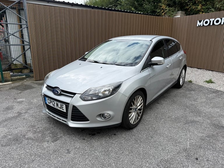 2012 Ford Focus 1.6 Zetec 5dr HATCHBACK Petrol Manual