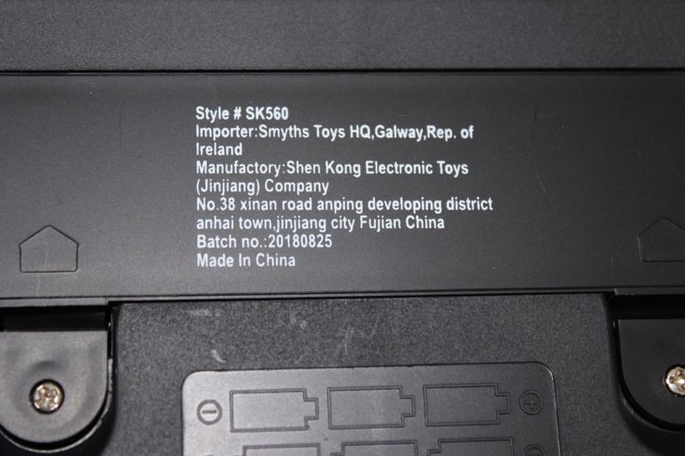 54 keys ELECTRONIC KEYBOARD, mint condition, used only few times