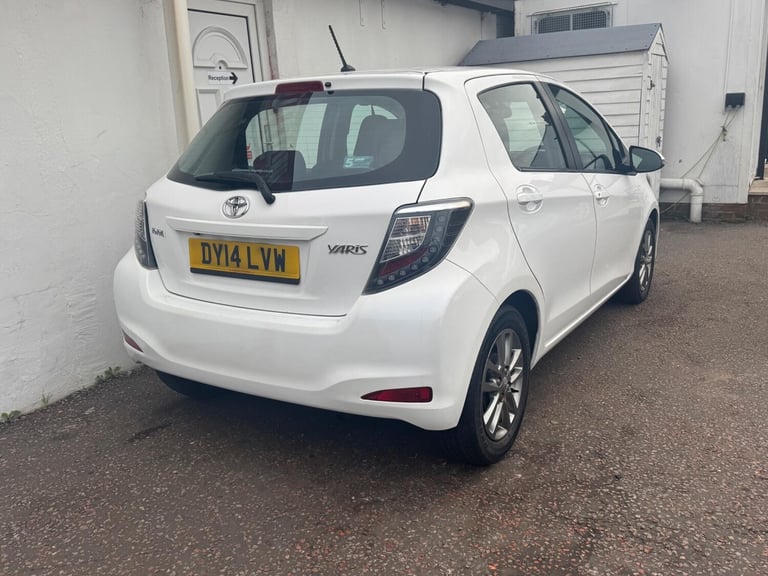 2014 Toyota Yaris 1.0 VVT-i Icon Plus Euro 5 5dr HATCHBACK Petrol Manual