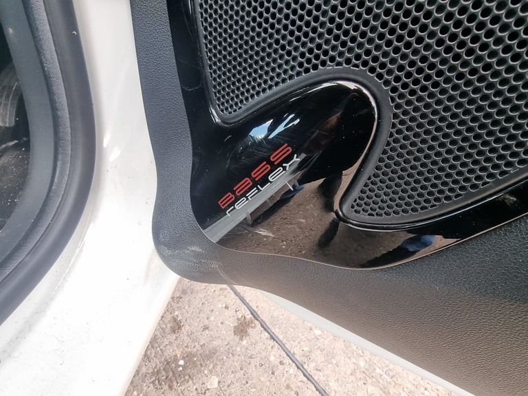 Renault, CLIO, Hatchback, 2017, Manual, 1149 (cc), 5 doors