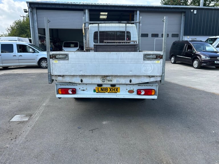 VAUXHALL MOVANO 2.3 CDTi 3500 Double Crew Cab Dropside White Manual Diesel 2018