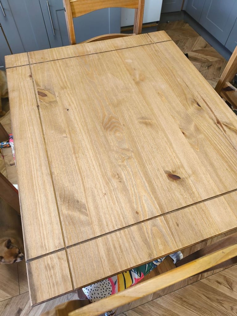 image for Corona dining table and chairs 