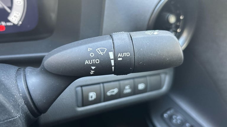 2025 Toyota C-HR 2.0 VVT 13.6kWh GR SPORT CVT Euro 6 (s/s) 5dr HATCHBACK Petrol/Electric Hybrid A...