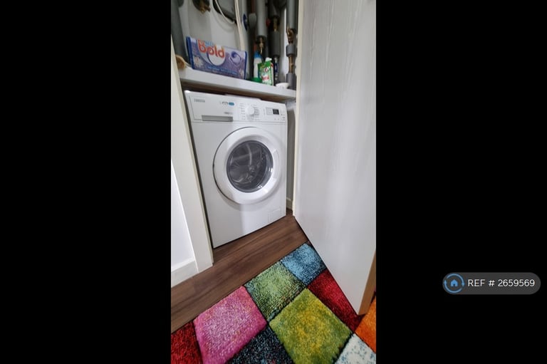 1 bedroom flat in Olympic Way, London, HA9 (1 bed) (#2659569)