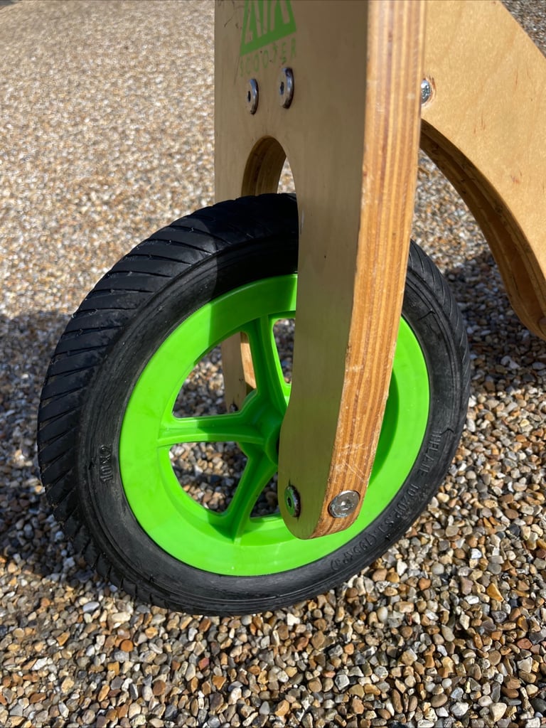 ATK Wooden Scooter