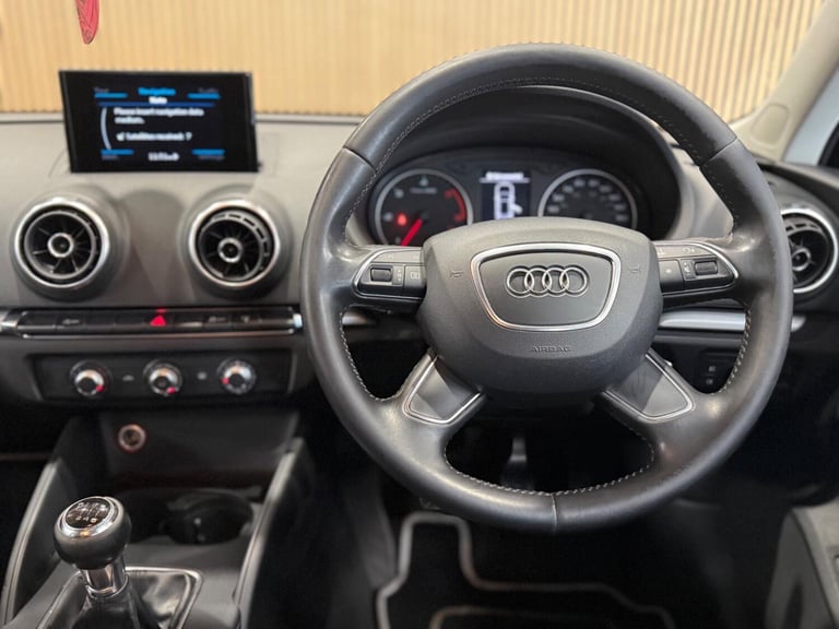 AUDI A3 1.6 TDI SE 2014