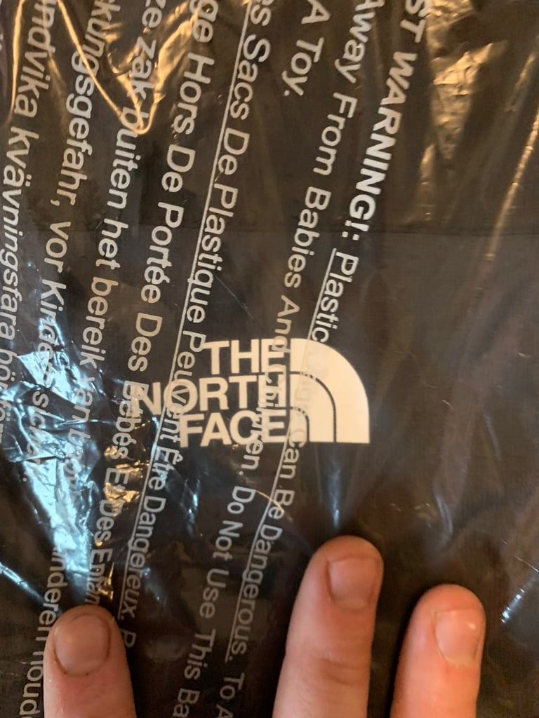 NORTH FACE QUEST ZIP JACKET XL BRAN NEW 