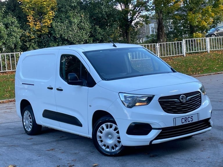 2020 Vauxhall Combo 2300 1.5 Turbo D 100ps H1 Sportive Van PANEL VAN DIESEL Manual
