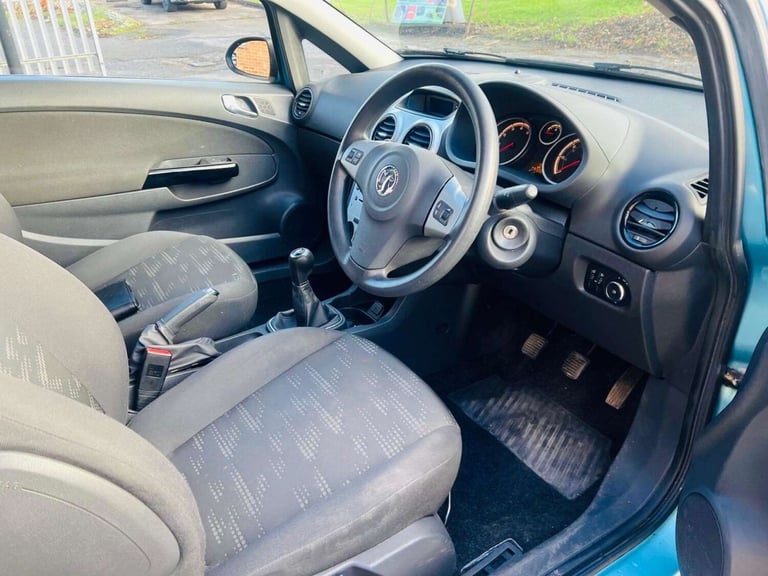 2012 Vauxhall Corsa 1.2 Exclusiv 3dr HATCHBACK PETROL Manual