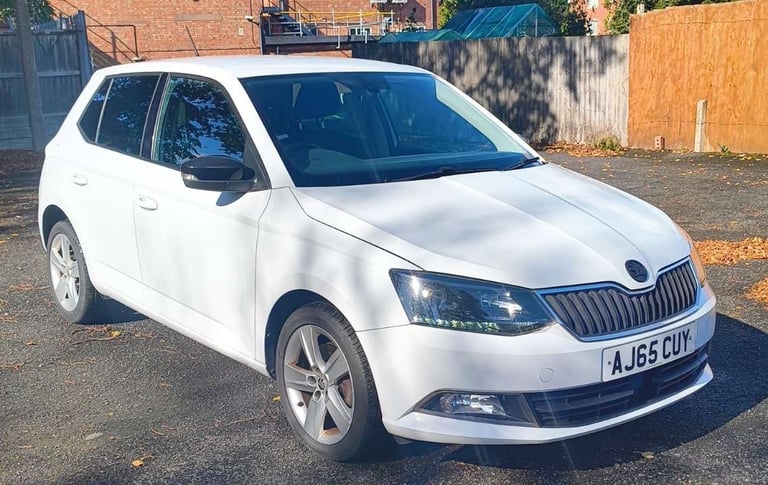 image for Skoda, FABIA, Hatchback, 2015, Manual, 1197 (cc), 5 doors