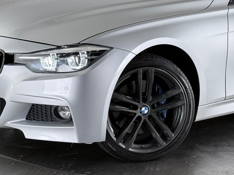 2018 BMW 3 Series 2.0 320i M Sport Shadow Edition Touring Auto xDrive Euro 6 (s/s) 5dr ESTATE Pet...