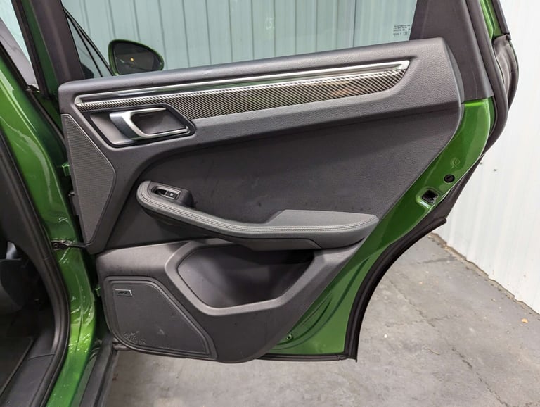 2019 Porsche Macan 3.0 Macan S Semi-Auto 4WD 5dr SUV Petrol Automatic