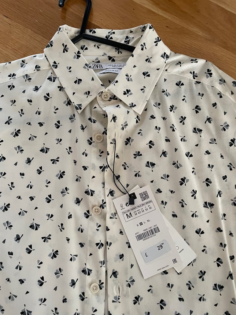 image for Zara Shirt Medium Regular Fit