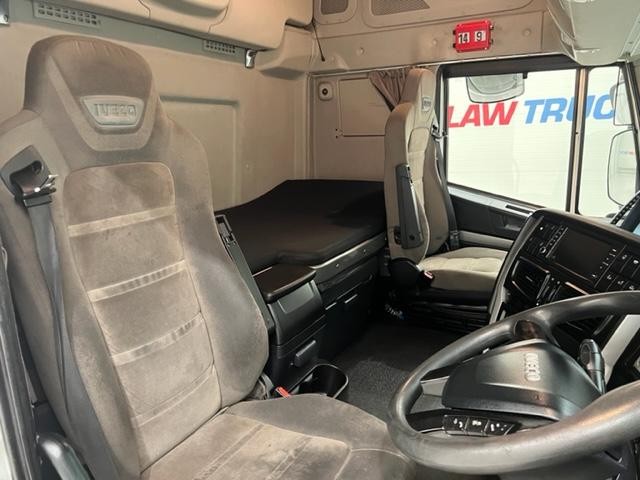 Iveco Stralis Hi-Way 460 6x2 Midlift Tractor Unit 